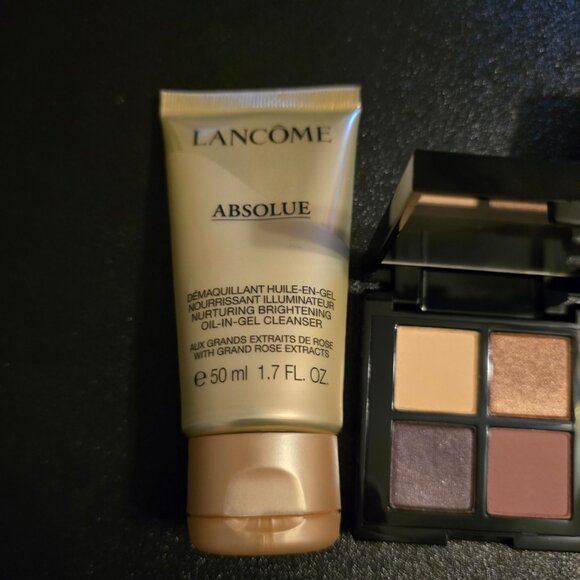 NIB Lancome Gift Set with bag - Picture 3 of 7